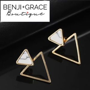 Stunning Gold & Howlite Earnings